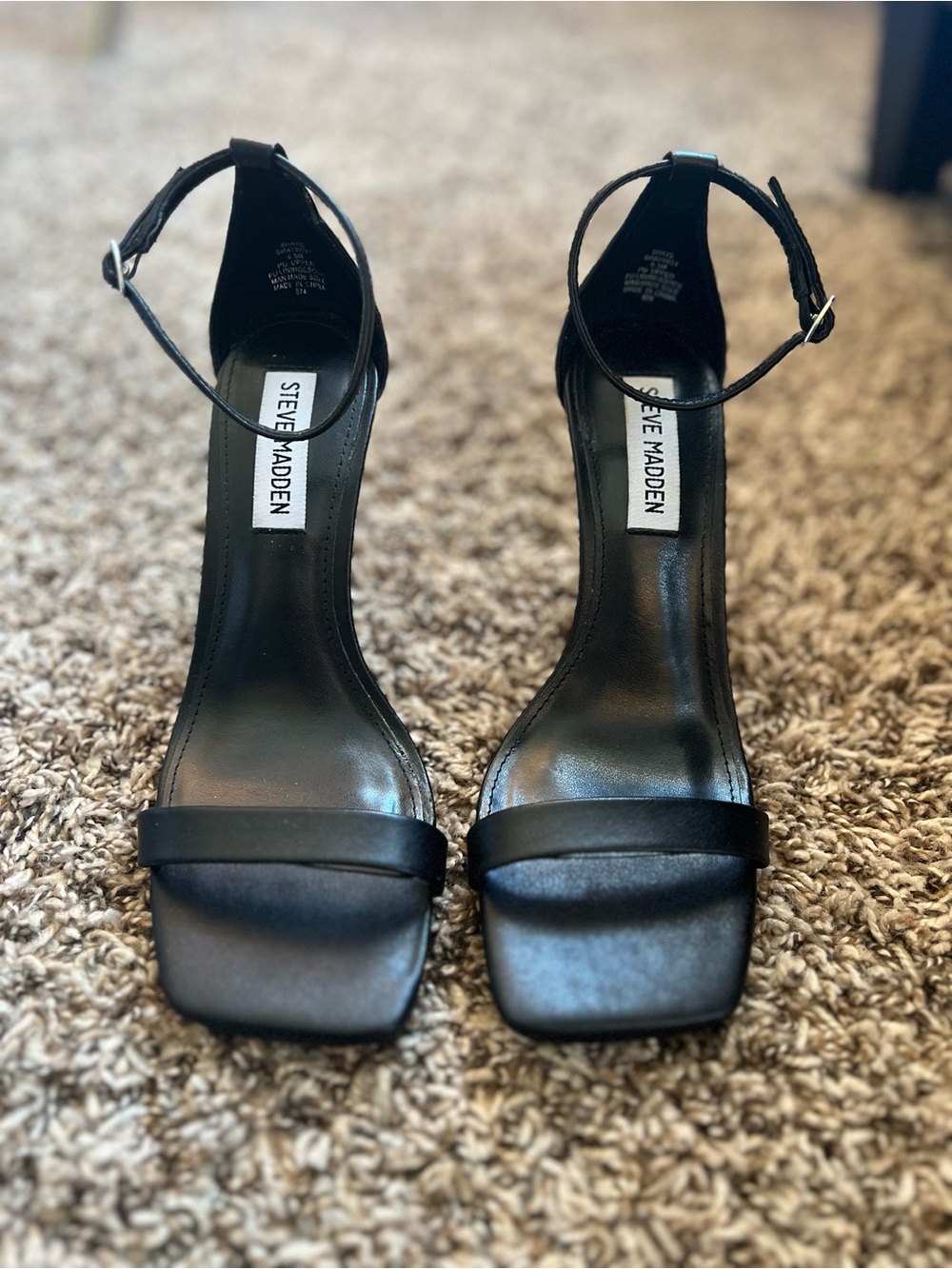 Steve Madden Shaye Black Minimalist Stiletto Strappy Heeled Sandal Size 6.5
